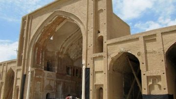 مسجد سرخ ساوه